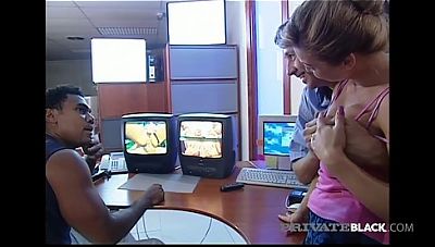 Межрассовое порно с русским переводом - порно видео смотреть онлайн на grantafl.ru